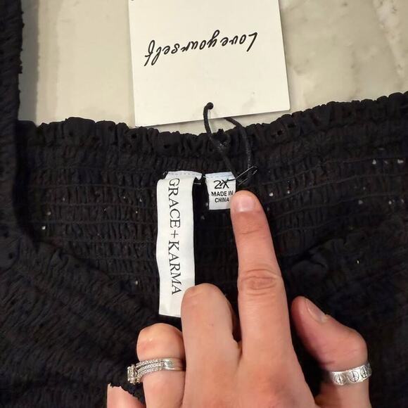 Grace + Karma NWT Smocked Long Bell Sleeve Eyelet Blouse Women's 2X Square Neck - Picture 3 of 6